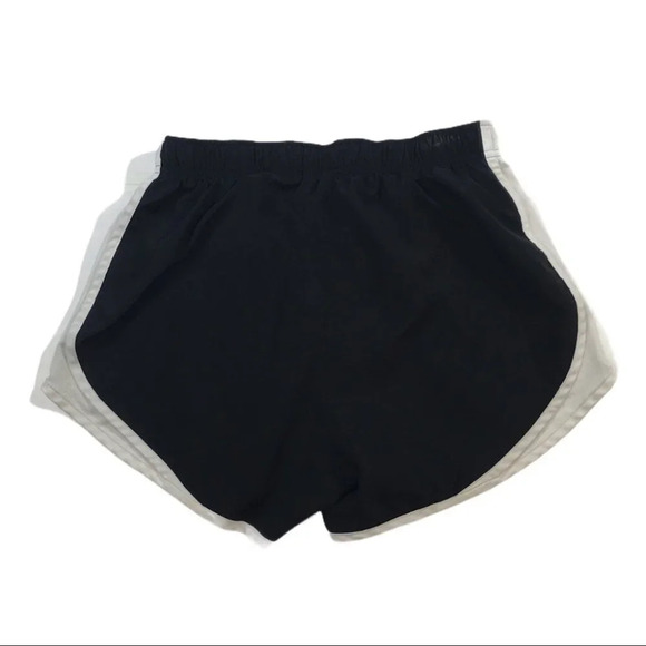 BT103 Nike Dri Fit Lions Running Workout Shorts M - Picture 5 of 7